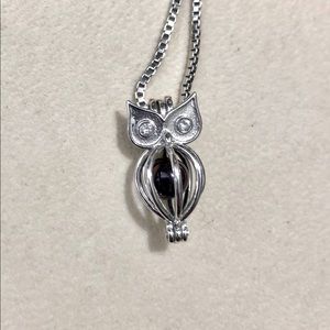Vantel Pearls Necklace